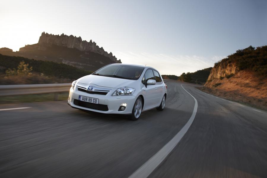  Toyota Auris HSD 2010 года  (фото 76 из 111)